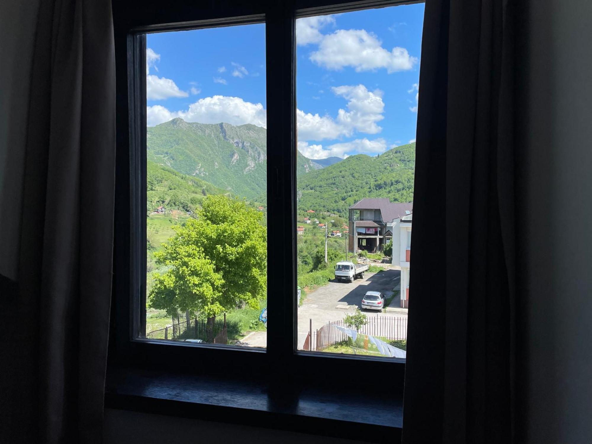 Hotel Komovi Andrijevica Стая снимка