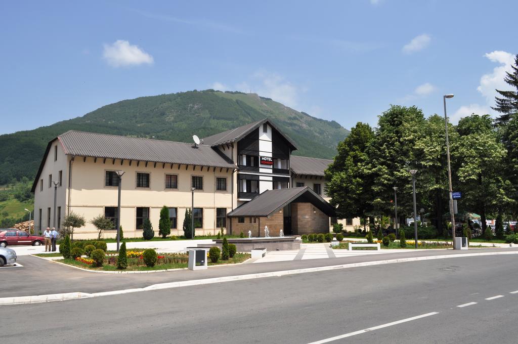 Hotel Komovi Andrijevica Екстериор снимка
