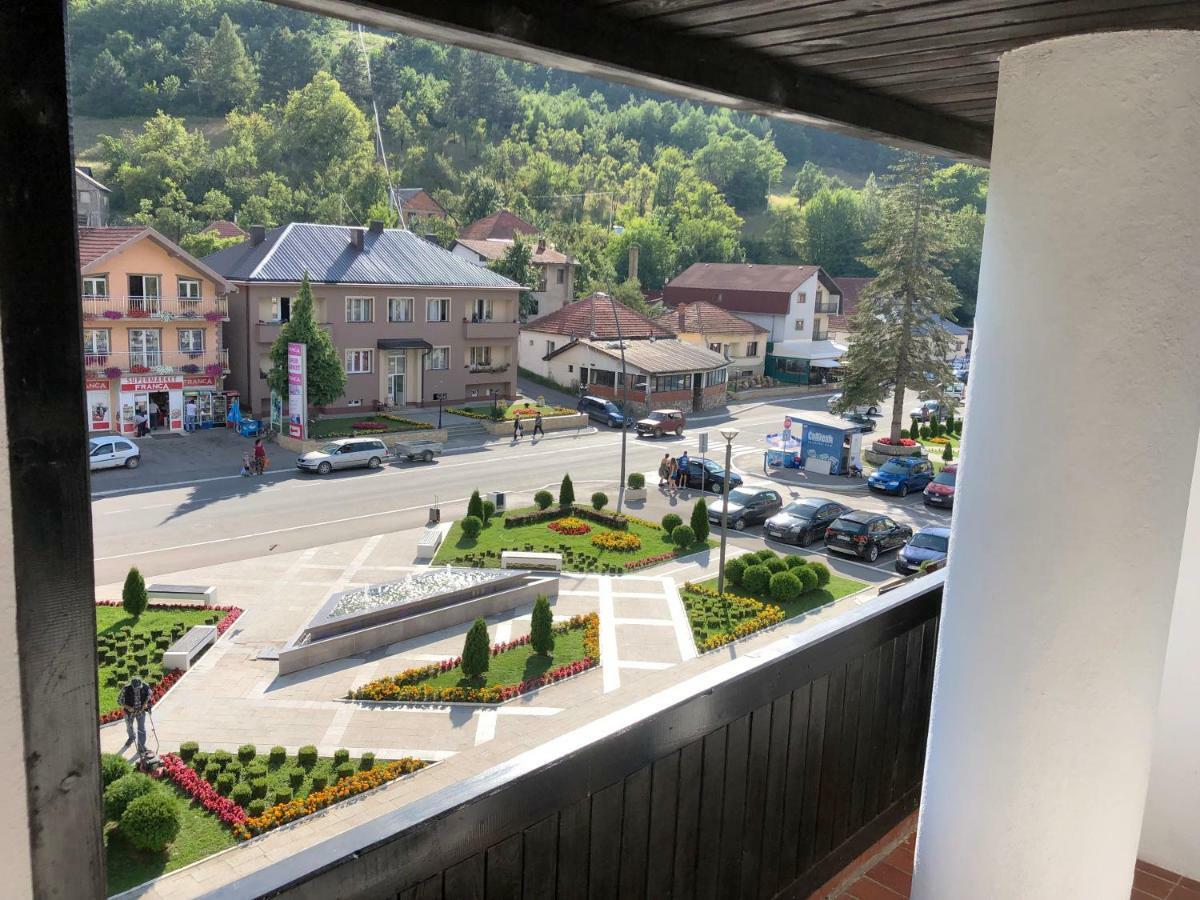 Hotel Komovi Andrijevica Екстериор снимка